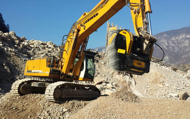 BF150 crusher bucket on Liebherr excavator in a quarry